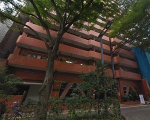 悪質出会い系アプリ「セルフィーチャット」の所在地