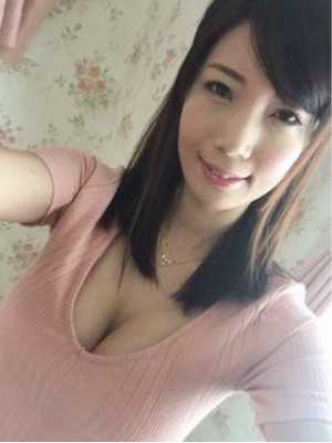 悪質出会い系サイト　「strawberry(n5gqhyip.com)」のサクラ 星野マリ（巨乳人妻）